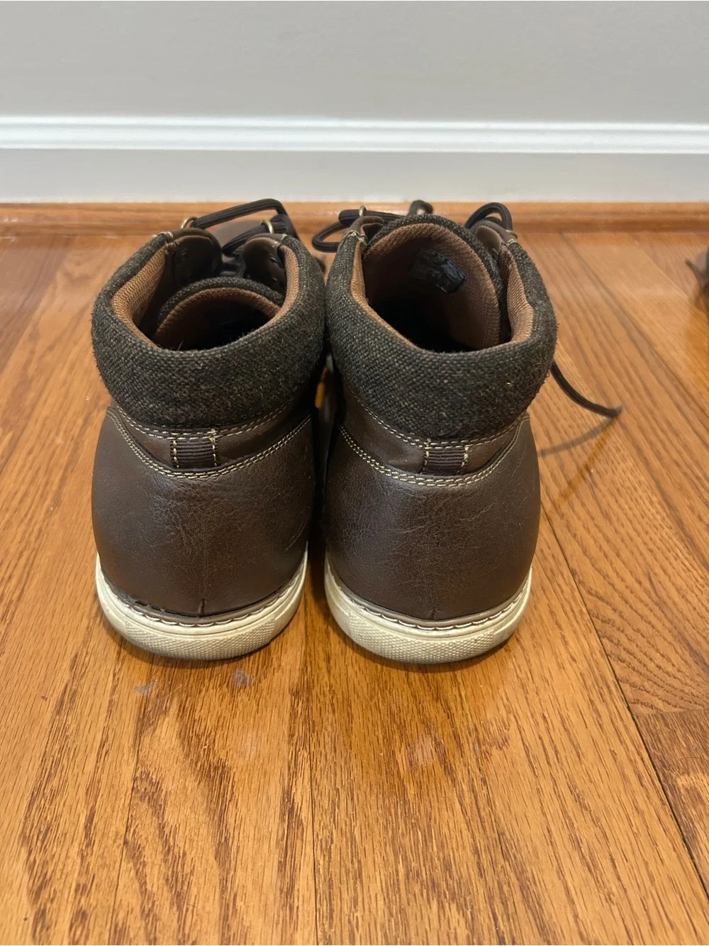 Red Ale by Alesbury - Henasen Chukka - Brown Boot Size 12